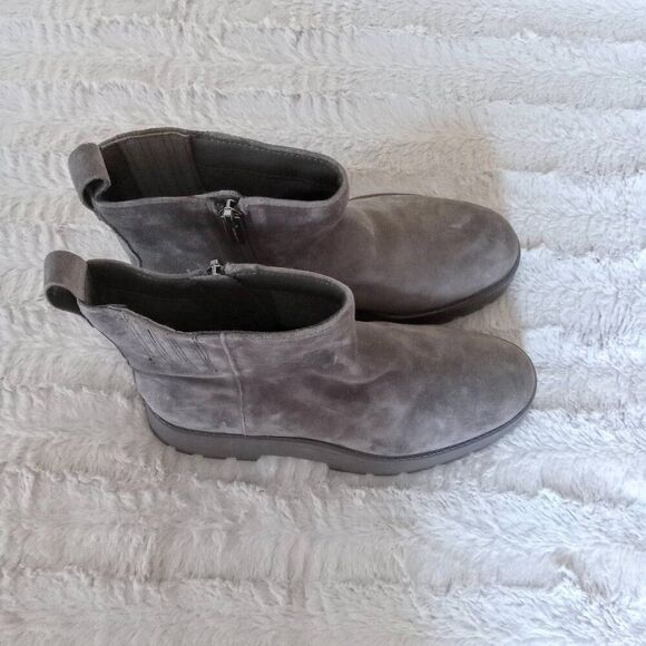 NWOT Vince Camuto Moto Boots Size 7.5 Brown Suede Zipper Neframes Ankle Bootie - Picture 4 of 8